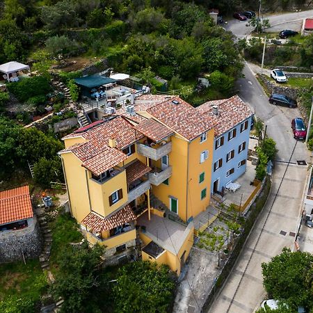 Apartmani I Soba Roberto I Mirjana Valun Zewnętrze zdjęcie
