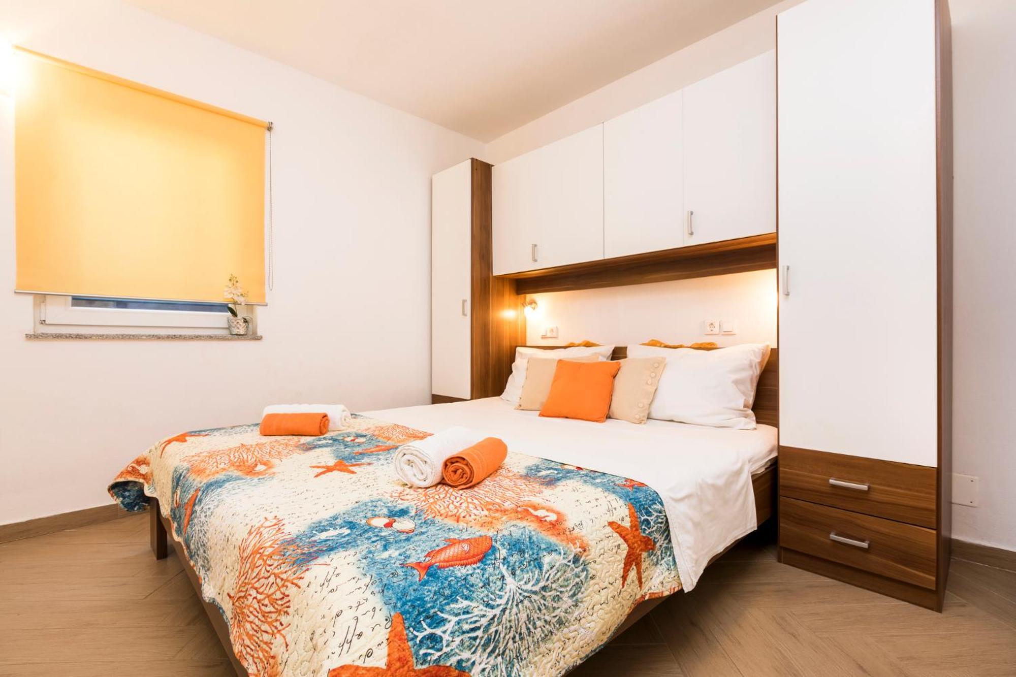 Apartmani I Soba Roberto I Mirjana Valun Zewnętrze zdjęcie